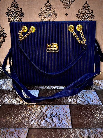 LADIES PURSE COACH